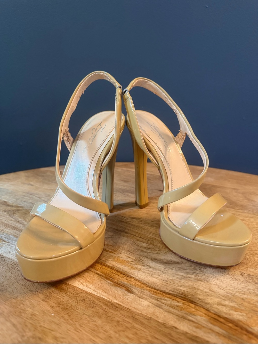 Vince Camuto Patent Platform Slingback Sandals in Tan